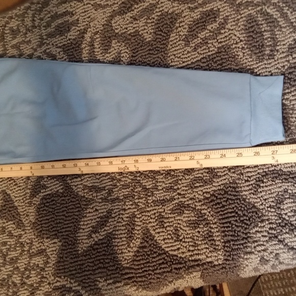 Fabletics Light Blue Set Top N Jogger High Waist  Srubs Womens Xxs - Picture 11 of 14